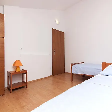 Apartments Ceja Near Sea Medulin Exterior photo